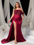 Plus Satin Red Carpet Gown with High Slit & Strapless Design – Luxurious Evening Wear for Formal Galas & Luxury Events, 1XL-3XL