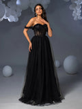 Elegant Off Shoulder Lace Bodice Contrast Tulle Hem Wedding Dress