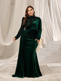 Plus Velvet Evening Gown with Sequin Detail & Mermaid Silhouette – Luxury Bridal Wear for Weddings or High-End Events, 1XL-5XL