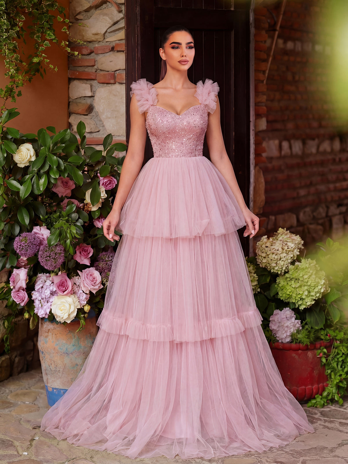 Gorgeous Sweetheart Collar Sequin Bodice Contrast Mesh Hem Prom Dress