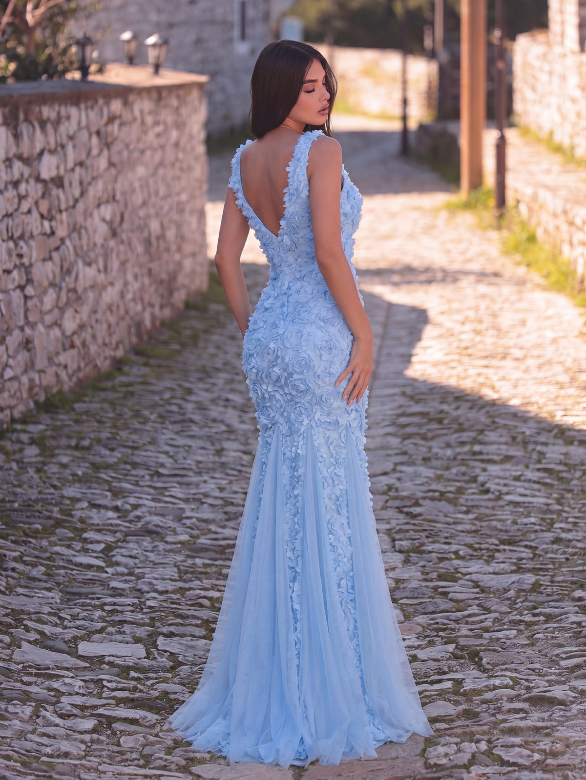 3D Floral Appliqué Tulle Maxi Dress | Halter Neck Mermaid Silhouette with Open Back & High Leg Slit | Evening Gown for Weddings, Parties, Prom