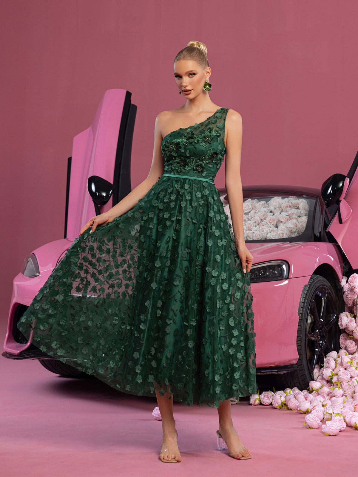 Midi Elegant Floral Applique Gown with Voluminous Skirt – Spring/Summer Party Dress for Garden Parties, Weddings & Outdoor Events